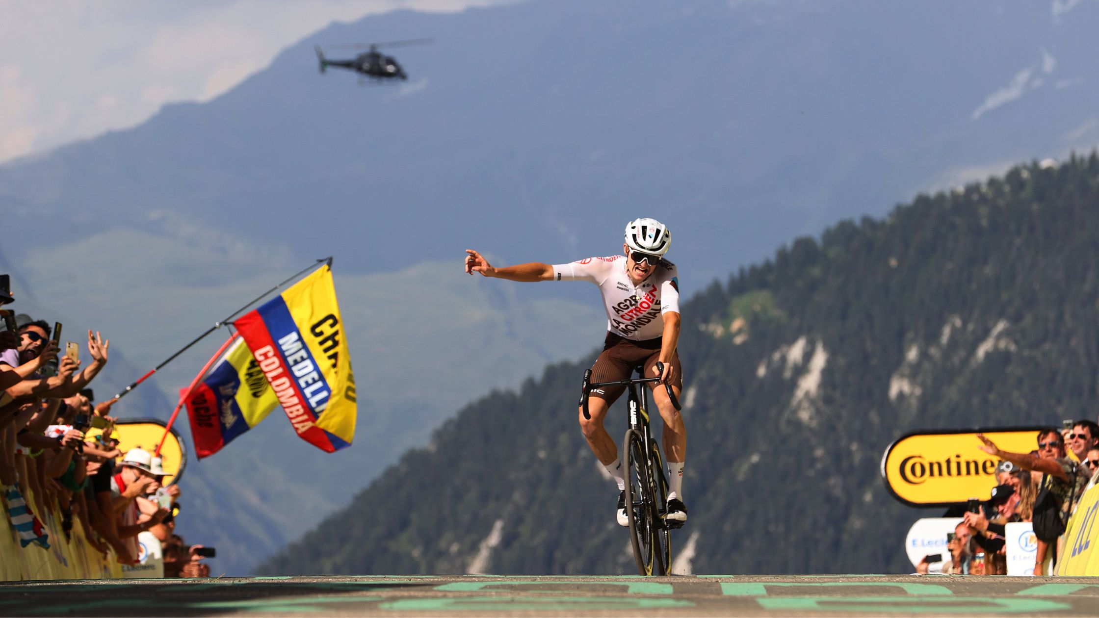 Felix Gall celebrates his stage win on stage 17 of the Tour de France.